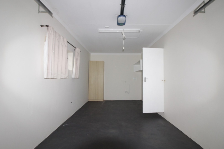 2 Bedroom Property for Sale in Jeffreys Bay Central Eastern Cape